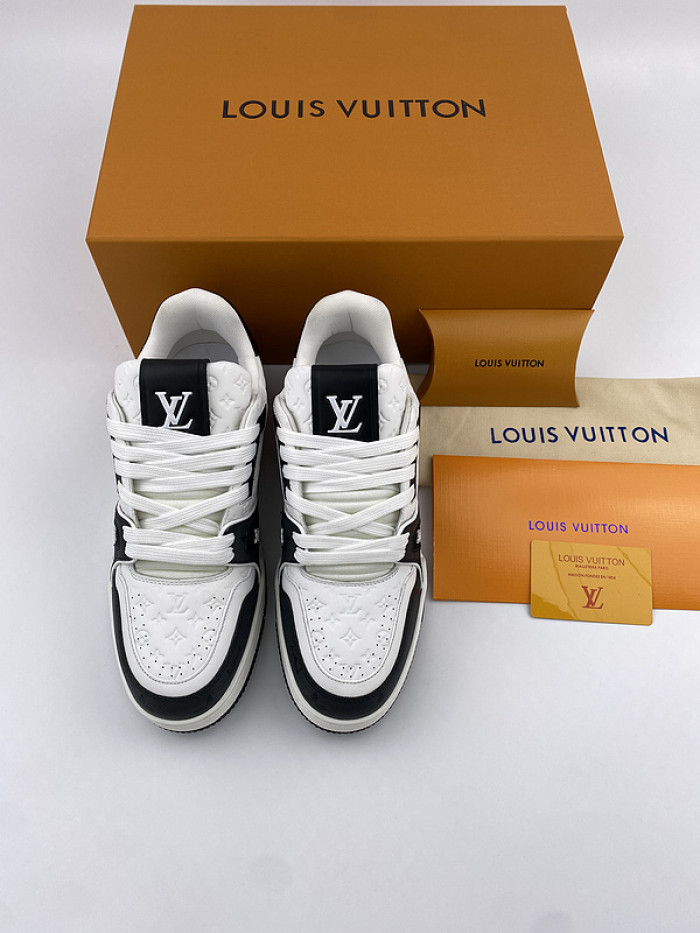 LO1_VTS SNEAKER