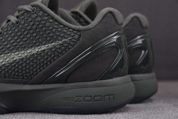NIKE Zoom Kobe 6“Black Mamba Collection Fade to Black” 869457-007