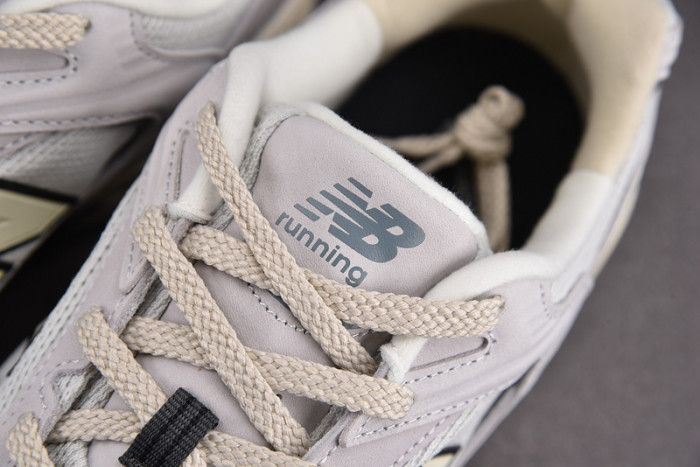New Balance MR530DG