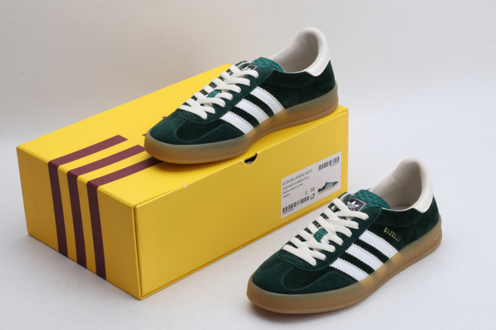 GUCC* X ADIDA* SNEAKER