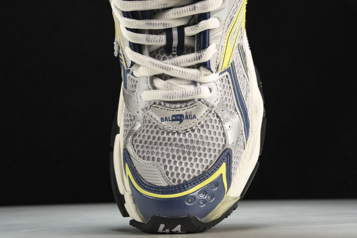 Ba*len*cia*ga -runner