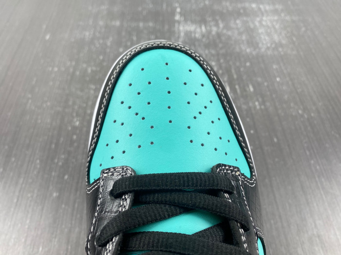 nike sb dunk low pro x diamond S*pply co. t*f*ny 304292-402