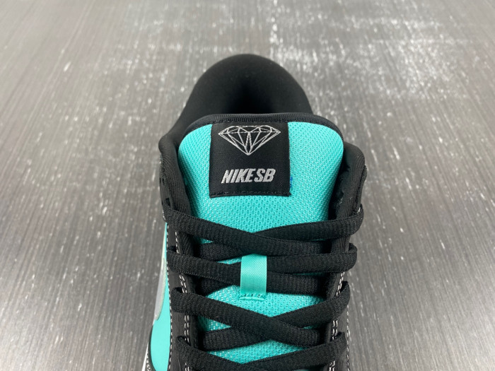 nike sb dunk low pro x diamond S*pply co. t*f*ny 304292-402