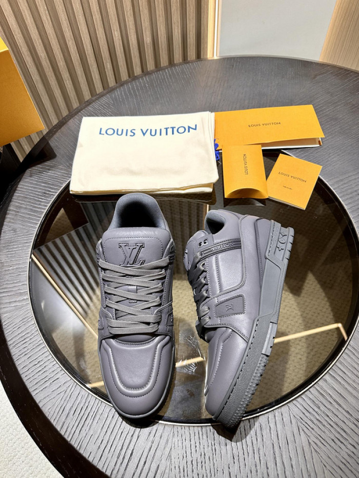 LO1_VTS SNEAKER