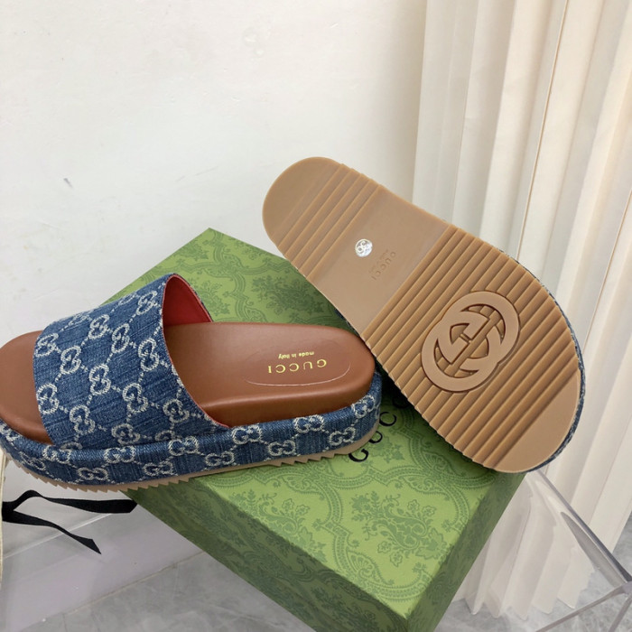 G*u*i sandal