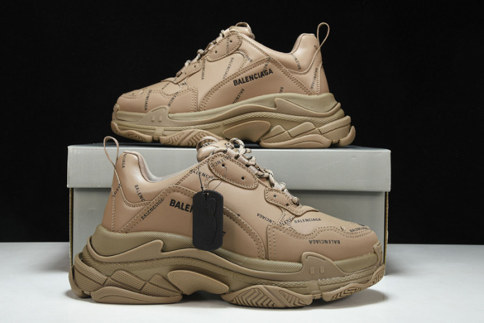 BLCG SNEAKER TRIPLE.S.