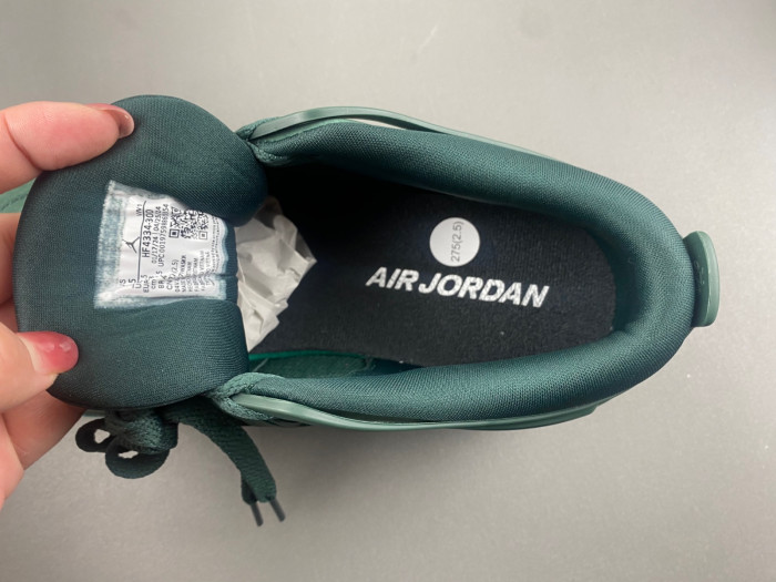 Air Jordan 4