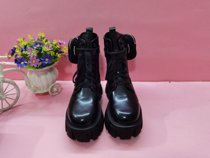 Pra*a 2020ss boots