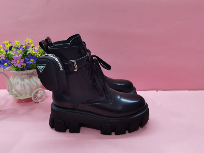 Pra*a 2020ss boots