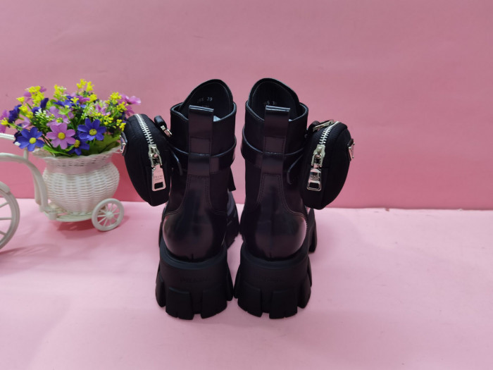 Pra*a 2020ss boots
