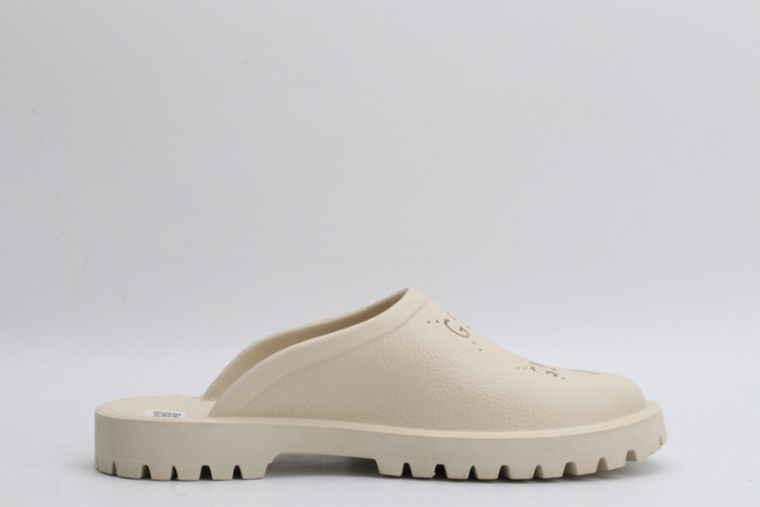 G*u*i sandal