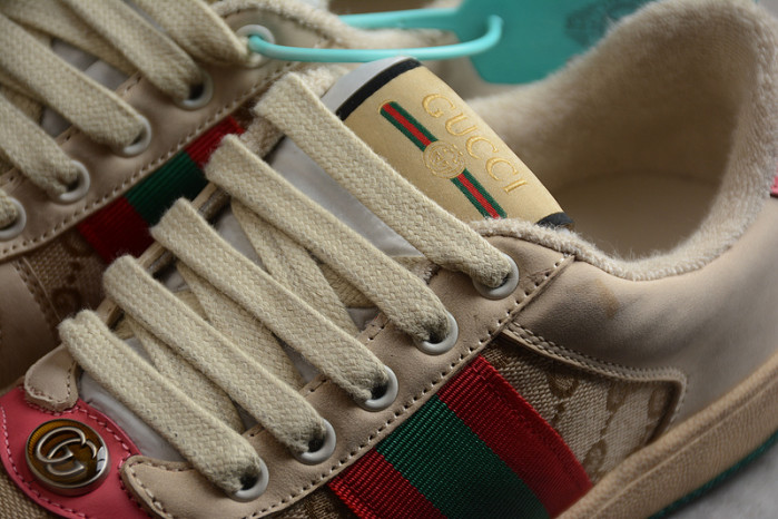 G*u*i sneaker