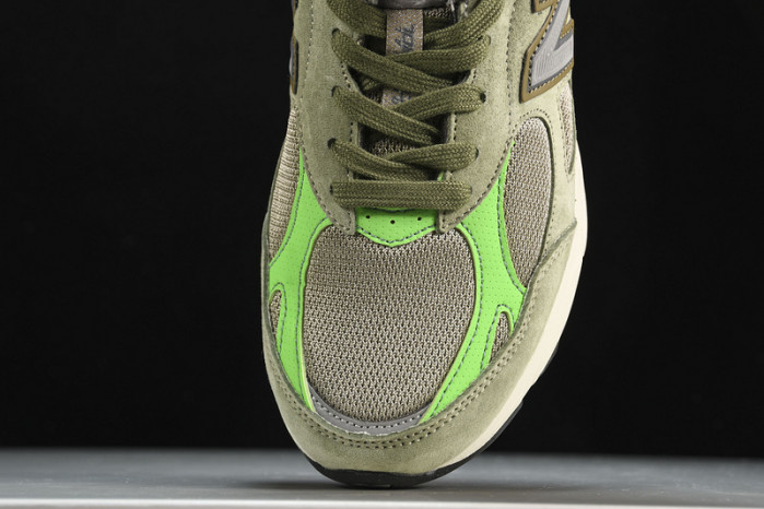 New Balance M990PP3