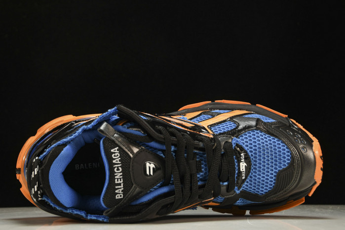 Ba*len*cia*ga -runner