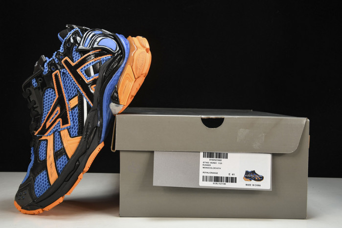 Ba*len*cia*ga -runner