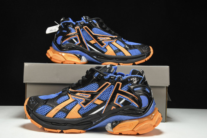 Ba*len*cia*ga -runner