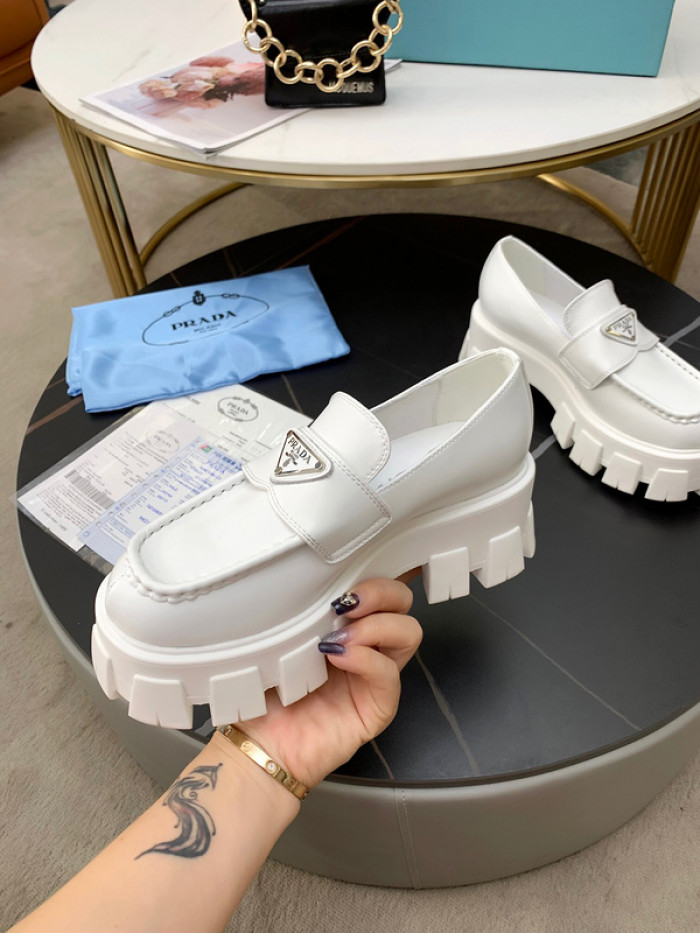 Pra*a shoes