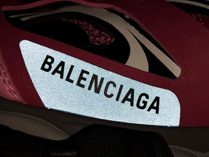 Ba*len*cia*ga track