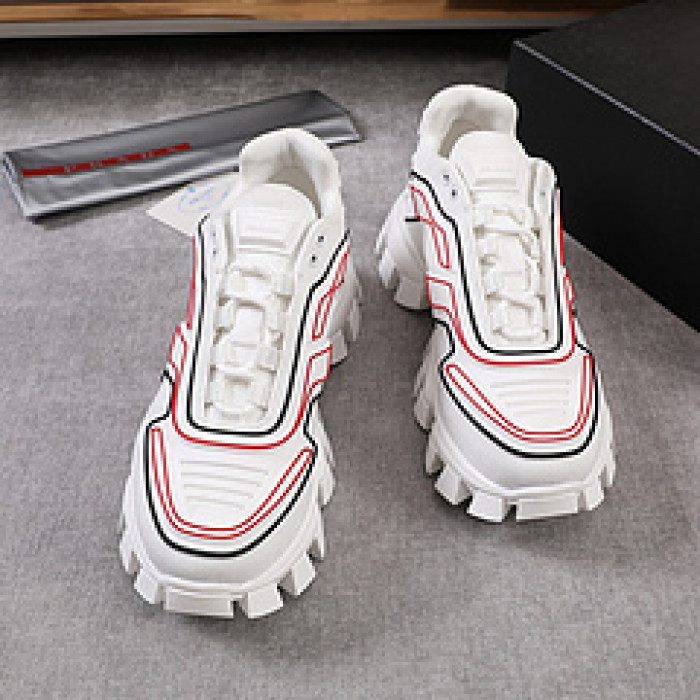 Pra*a sneaker