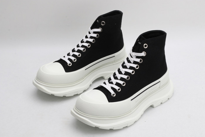 ALEXANDER MCQUEEN OVERSIZED