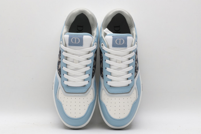 DIO* SNEAKER