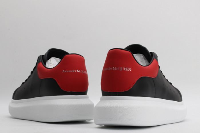 ALEXANDER MCQUEEN OVERSIZED