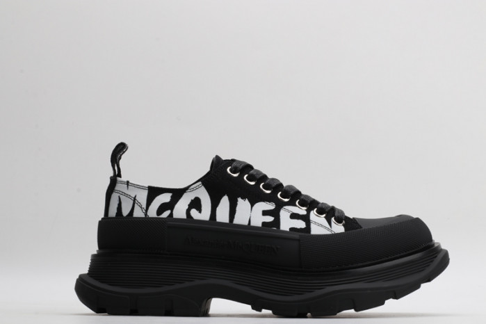 Alexander McQueen Tread