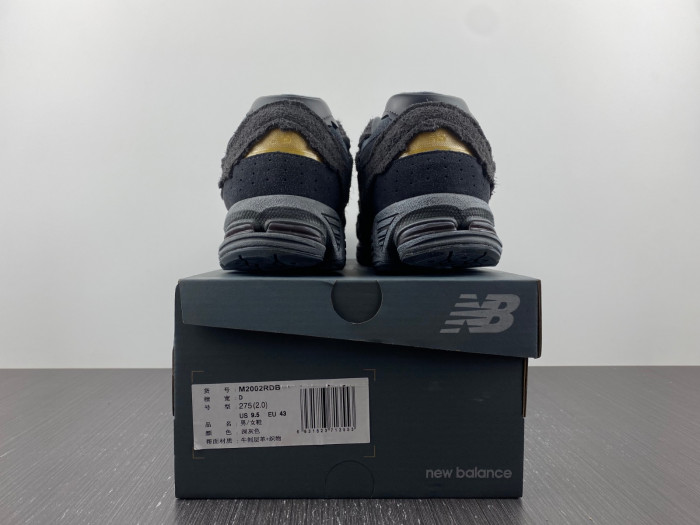 New Balance 2002R M2002RDB