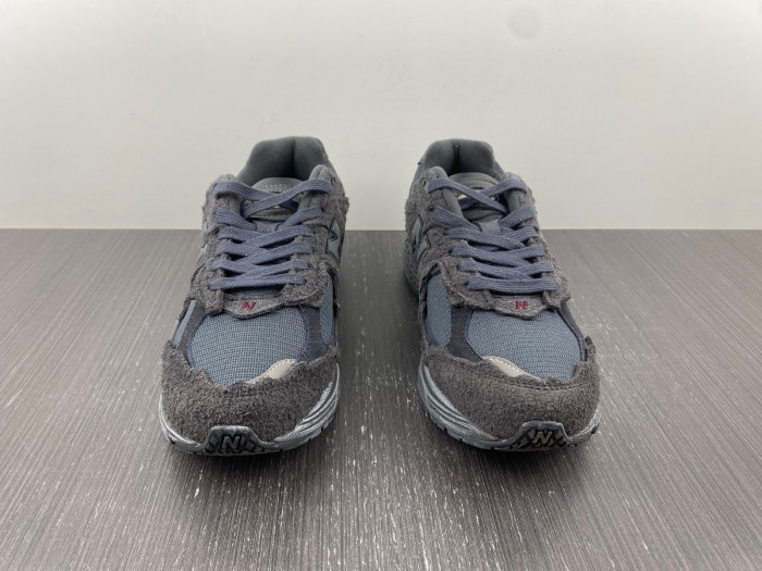New Balance 2002R M2002RDB