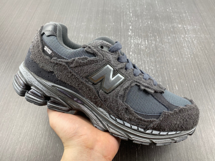 New Balance 2002R M2002RDB