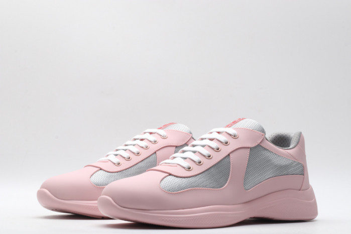 Pra*a sneaker