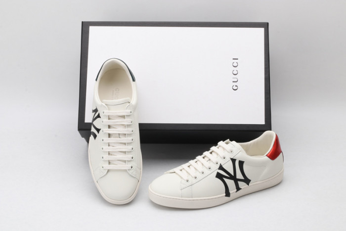G*u*i ace sneaker