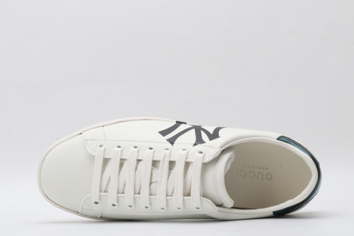 G*u*i  ace sneaker