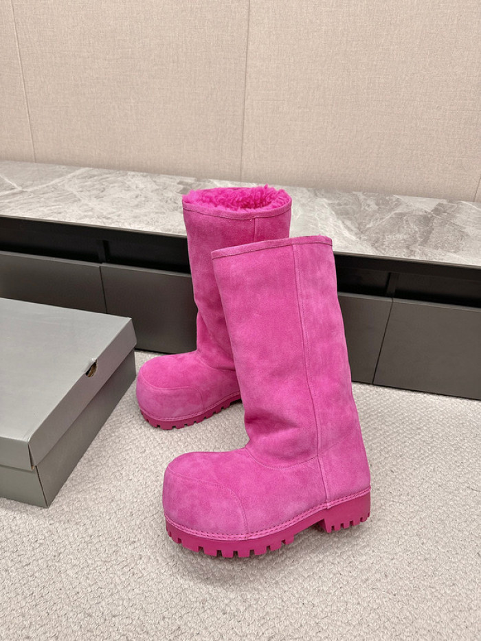 Ba*len*cia*ga alaska high boots