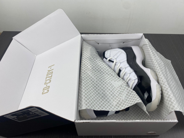 Air Jordan 11
