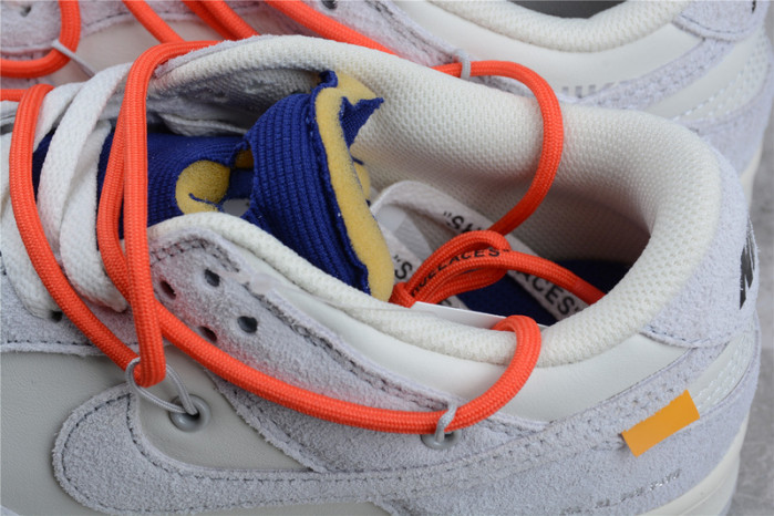 DUNK LOW 