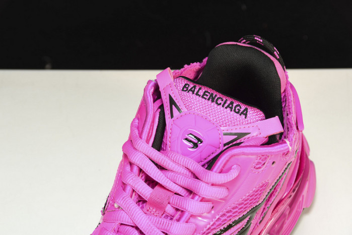 Ba*len*cia*ga -runner