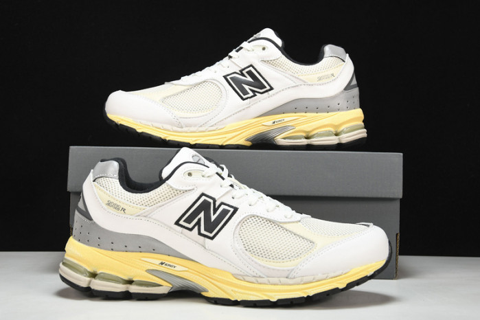 New Balance ML2002RT