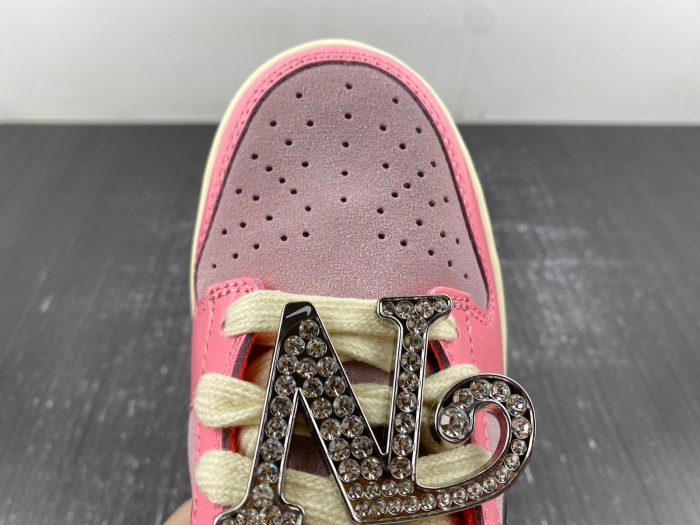 Nike Dunk Low WMNS Barbie FN8927-621