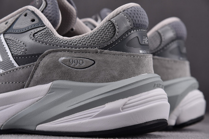 New Balance M990GL6