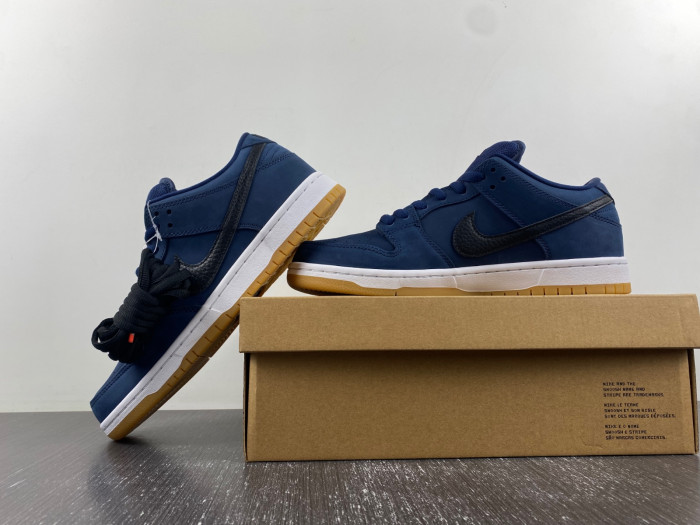 Nike Dunk Low Pro ISO SB