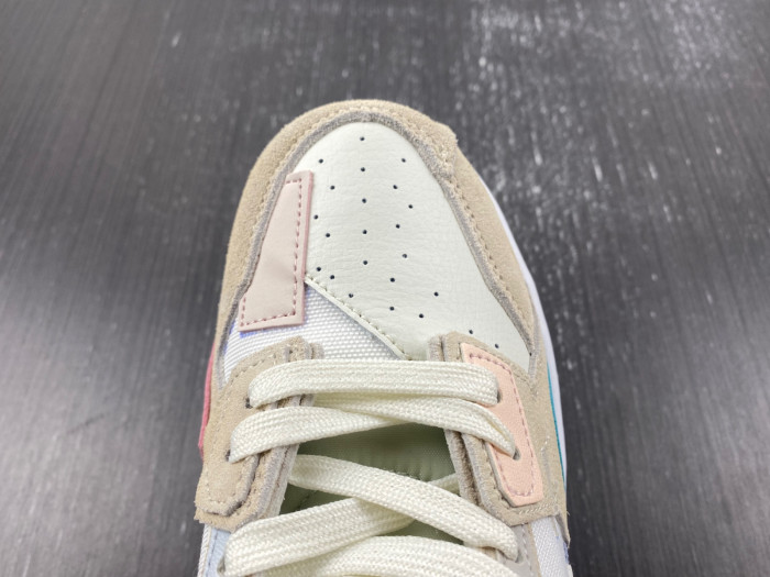 Dunk Low Scrap