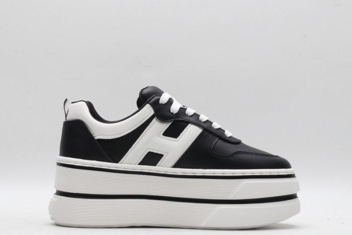 HOGAN SNEAKERS
