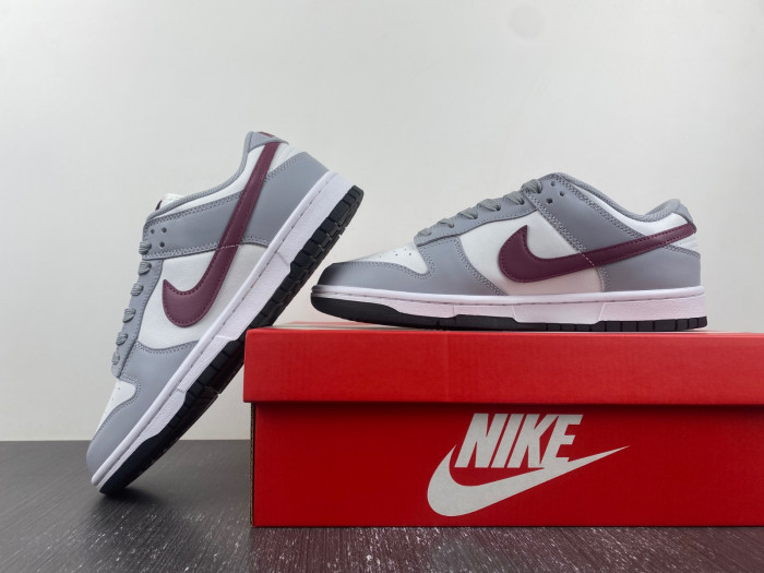 Wmns Dunk Low