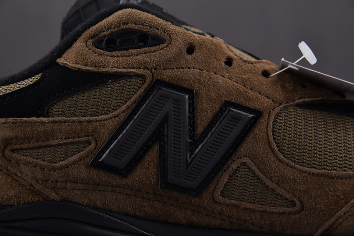 New Balance M990JJ3