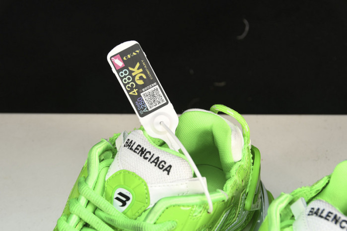 Ba*len*cia*ga -runner