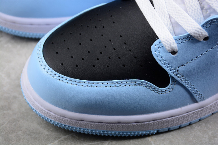 Air Jordan 1 Mid "University Blue" - 555112-401