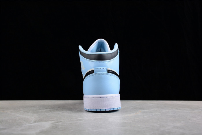 Air Jordan 1 Mid "University Blue" - 555112-401