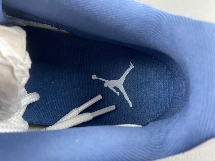 AIR JORDAN 11 LOW RETRO WHITE MIDNIGHT NAVY | FV5104-104
