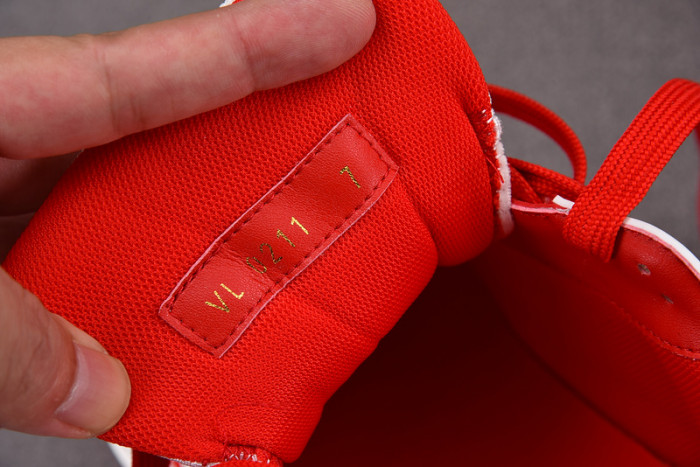 LO1_VTS SNEAKER